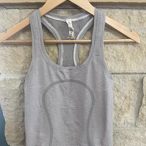 lululemon swiftly tech tank top - size 2